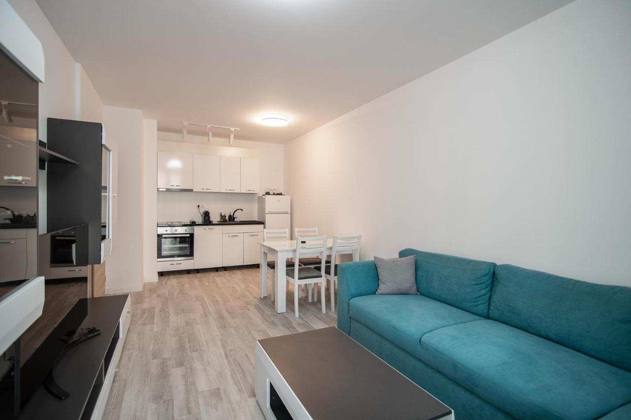 Sea Flats With Parking And Pool In Azur Residence Aziz Konstantin ve Elena Dış mekan fotoğraf