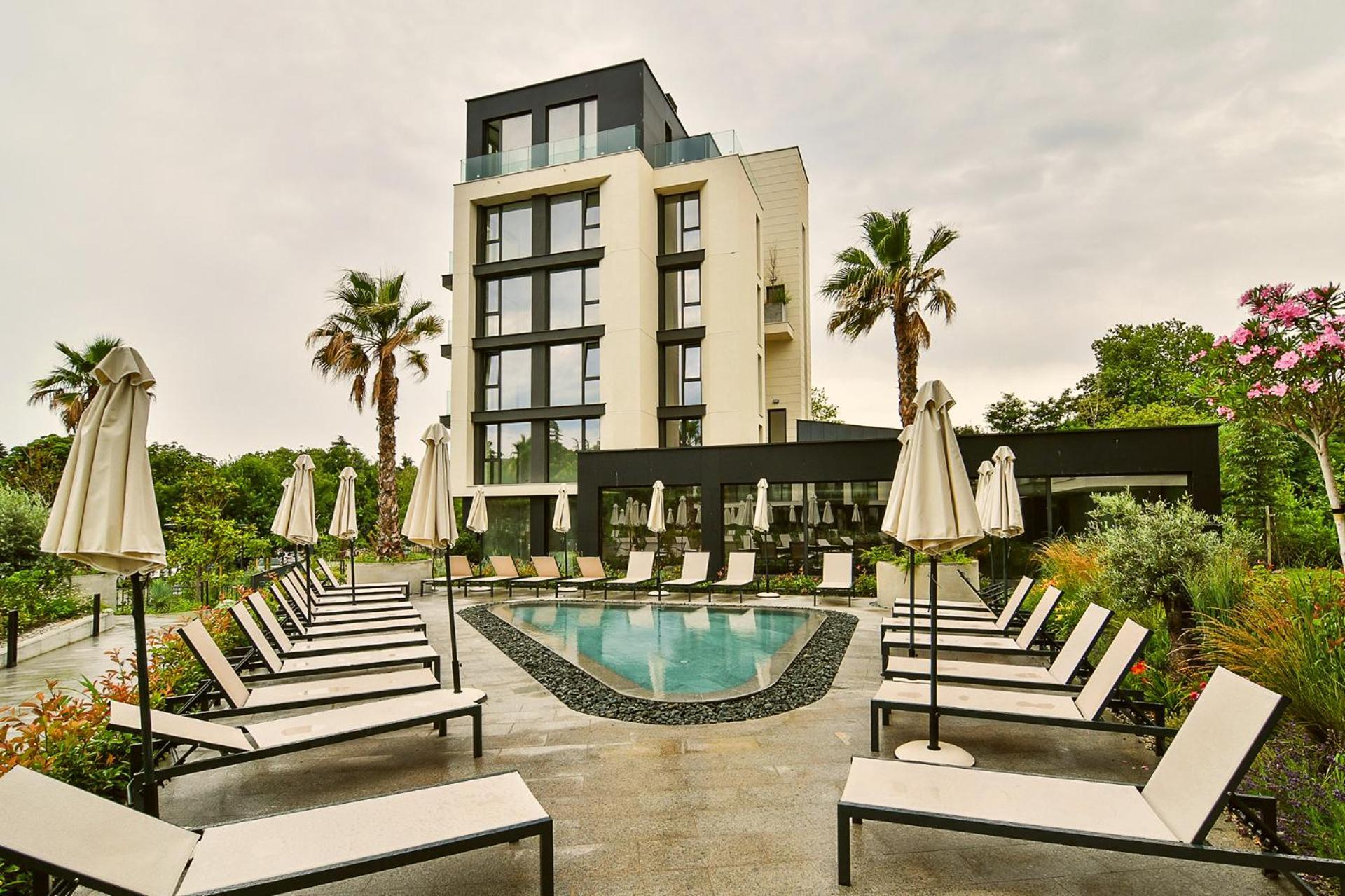 Sea Flats With Parking And Pool In Azur Residence Aziz Konstantin ve Elena Dış mekan fotoğraf